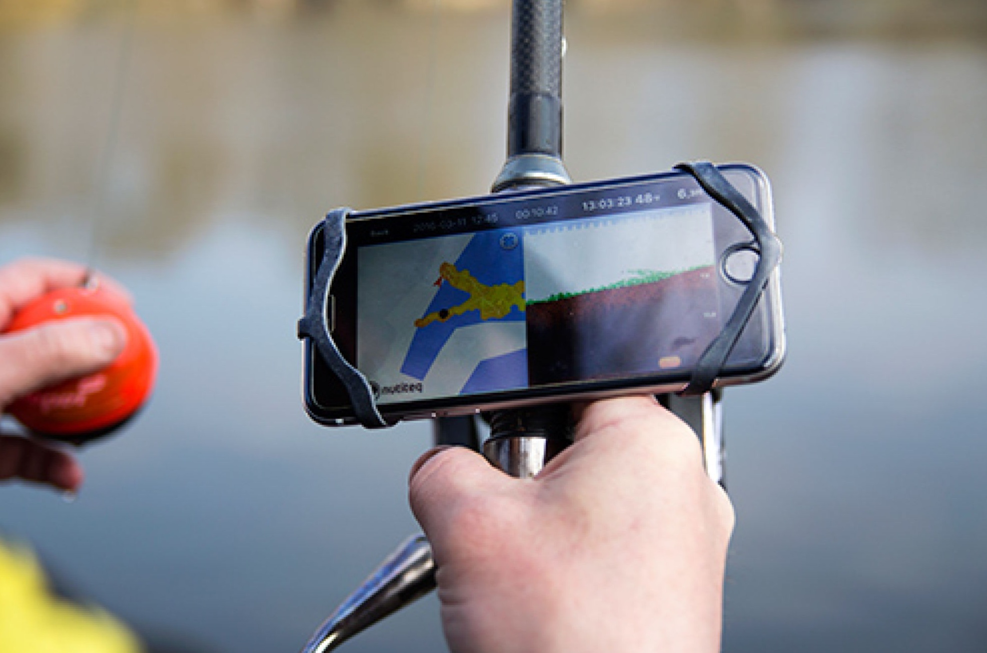 Top Devices To Choose From On This Deep Fish Finder Review